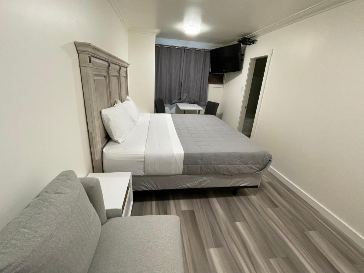 Destination Inn Radium Hot Springs Esterno foto