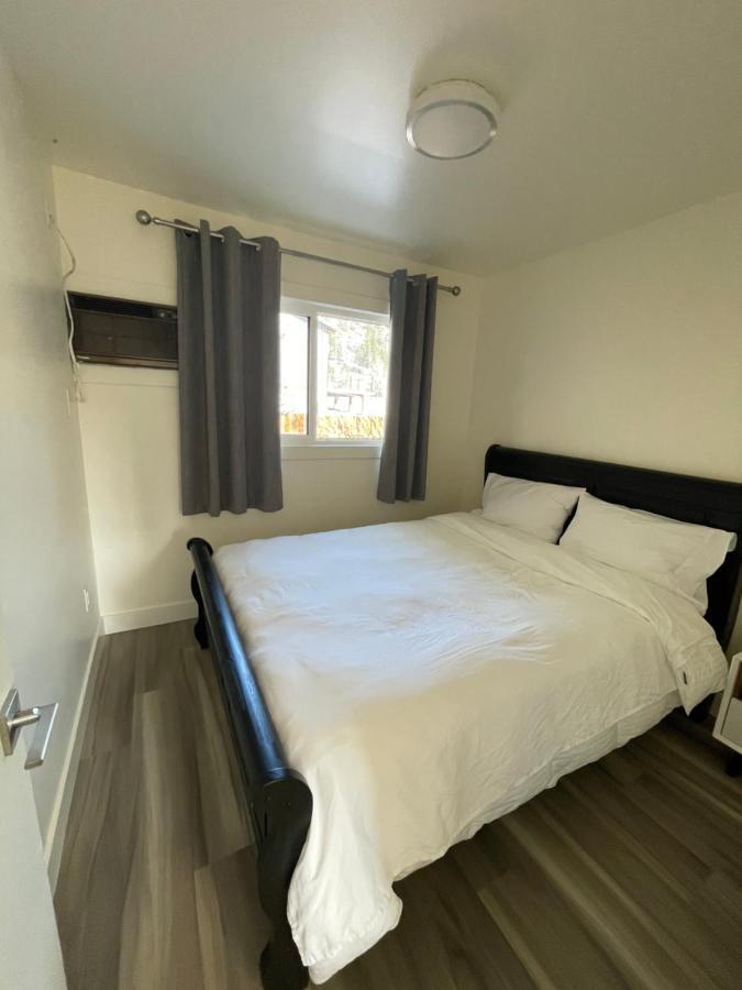 Destination Inn Radium Hot Springs Esterno foto