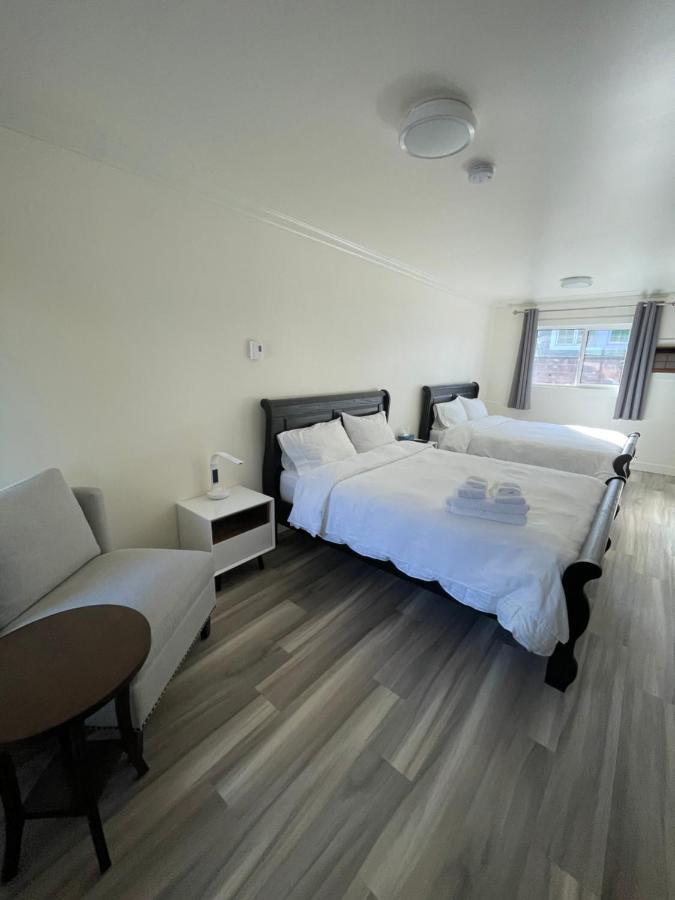 Destination Inn Radium Hot Springs Esterno foto